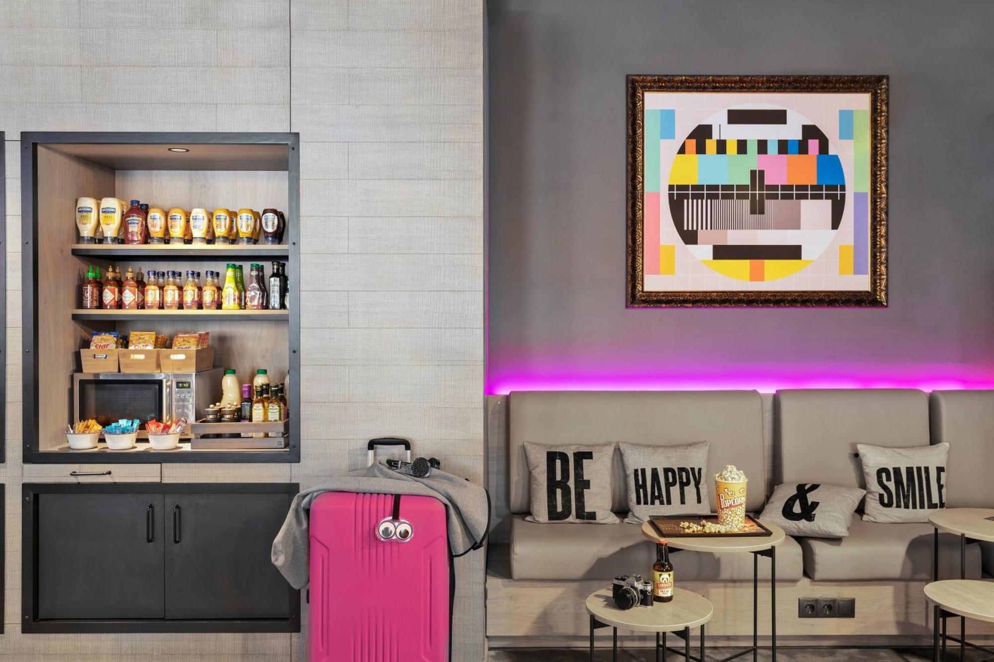 Moxy Bucharest Old Town Hotel Ngoại thất bức ảnh
